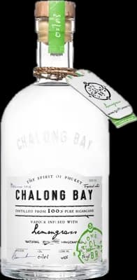 Bouteille de spiritueux : White Rum Infused with Lemongrass de la marque Chalong Bay
