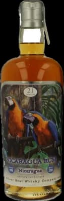 Bouteille de spiritueux : Nicaragua Rum de la marque Silver Seal